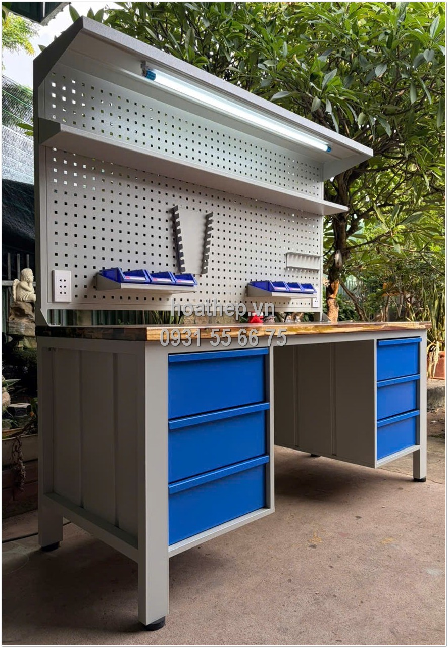 B&agrave;n thao t&aacute;c 1800mm, B&agrave;n thao t&aacute;c gắn bảng treo , B&agrave;n l&agrave;m việc c&ocirc;ng nghiệp 1800x750x1850 , B&agrave;n thao t&aacute;c c&oacute; ngăn k&eacute;o v&agrave; đ&egrave;n , B&agrave;n thao t&aacute;c sơn tĩnh điện